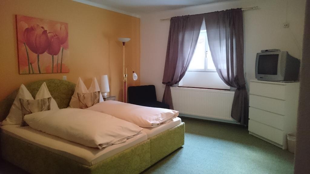 Gasthof Krisplwirt Hotel Habitación foto